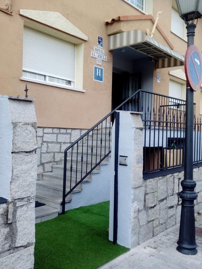 Hotel El Ancla Вильянуэва-де-ла-Каньяда Экстерьер фото