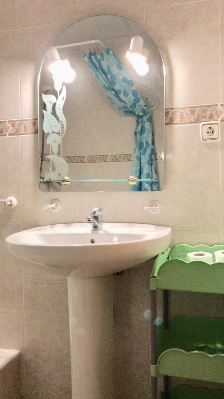 Hotel El Ancla Вильянуэва-де-ла-Каньяда Экстерьер фото